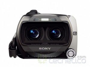 Sony 3D HDR-TD10 La Sony 3D HDR-TD10 es capaz de presentar en dos dimensiones el vídeo grabado en 3D para ser compatible con pantallas que no sean 3D.