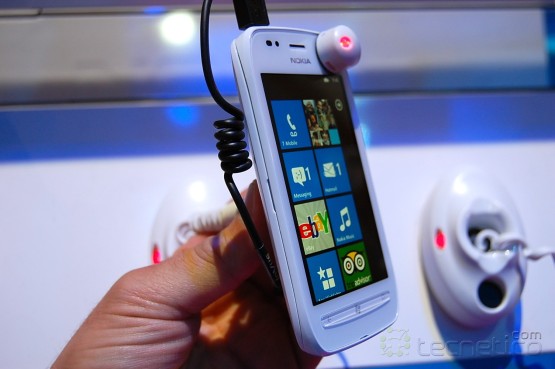 Nokia Lumia 710 con Windows Phone 7.5 "Mango" / Foto: Roberto Flores / Tecnetico.com