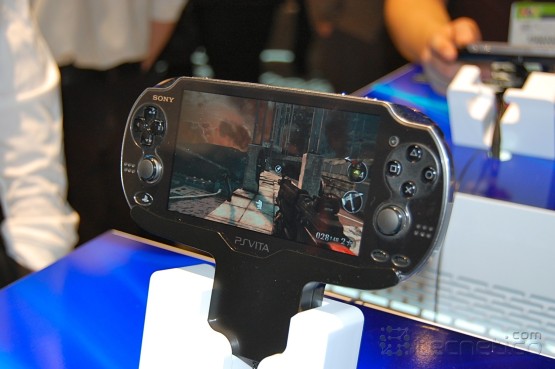 Playstation Vita desde el "booth" de Sony en el CES 2012 / Foto: Roberto Flores / Tecnetico.com Playstation Vita desde el "booth" de Sony en el CES 2012 / Foto: Roberto Flores / Tecnetico.com