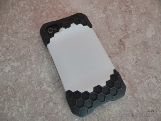 Incipio-HiveResponse-iPhone-Review-3