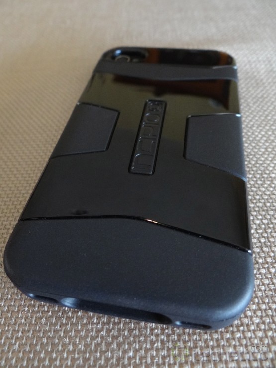 Incipio-TheSpecialist-iPhoneReview-3