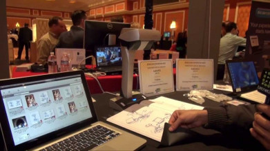 Un "scanner" futurista que hace el trabajo sin tocar los documentos [VIDEO]