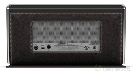 Parte posterior del Bose Soundlink Wireless Mobile Speaker Foto: Bose