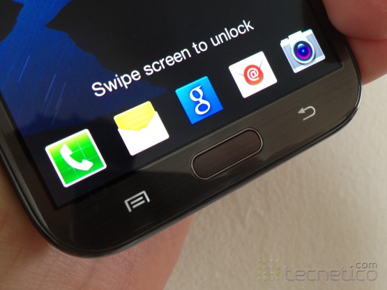 Botones táctiles en la parte de abajo del Galaxy Note II de Samsung