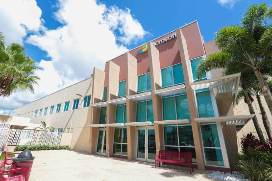 Instalaciones de Microsoft en Humacao, Puerto Rico