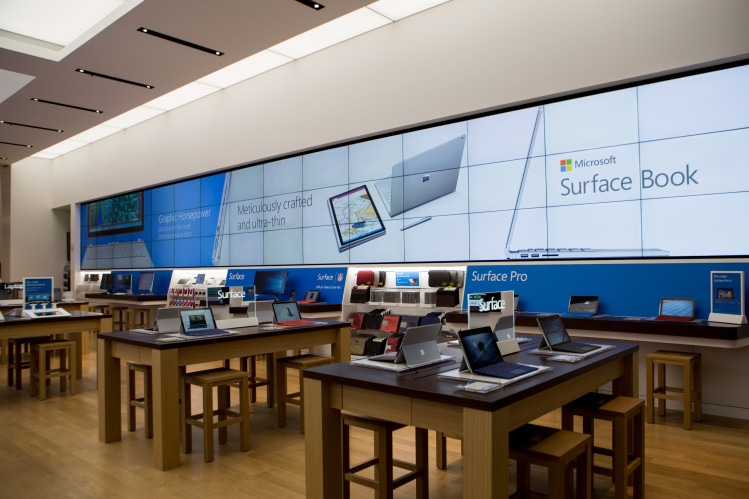 La Quinta Avenida en Manhattan en Nueva York ahora cuenta con el Microsoft Store más grande. Este cuenta con cinco pisos y más de 20,000 pies cuadrados de espacio. (suministrada)