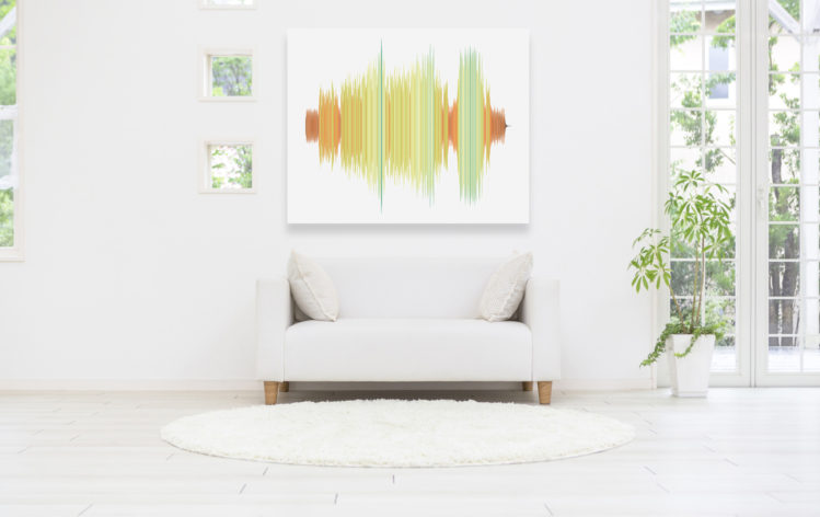 El cuadro encima del sofá es la representación visual de un sonido que tiene un significado especial. De esta forma no se queda "encerrado" en una computadora y puede ser disfrutado ampliamente. (foto: SoundViz)