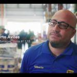 GIlberto Avilés, gerente de la tienda Best Buy de San Juan (fotocaptura de pantalla)