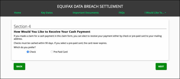 Ahora, la pregunta es: ¿cheque o tarjeta pre-pagada para recibir el mínimo de $125 de Equifax? (fuente: Equifax)