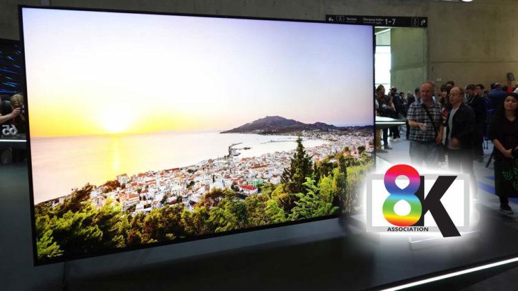 Para verdaderamente disfrutar de 33 millones de pixeles, mientras grande el televisor, mejor (foto: 8KA.com)