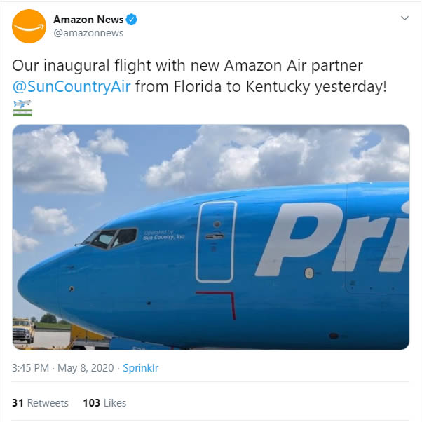 Tuit de la cuenta de noticias corporativas de Amazon anunciando el vuelo inaugural de Amazon Air por Sun Country Airways (captura de pantalla/Twitter)